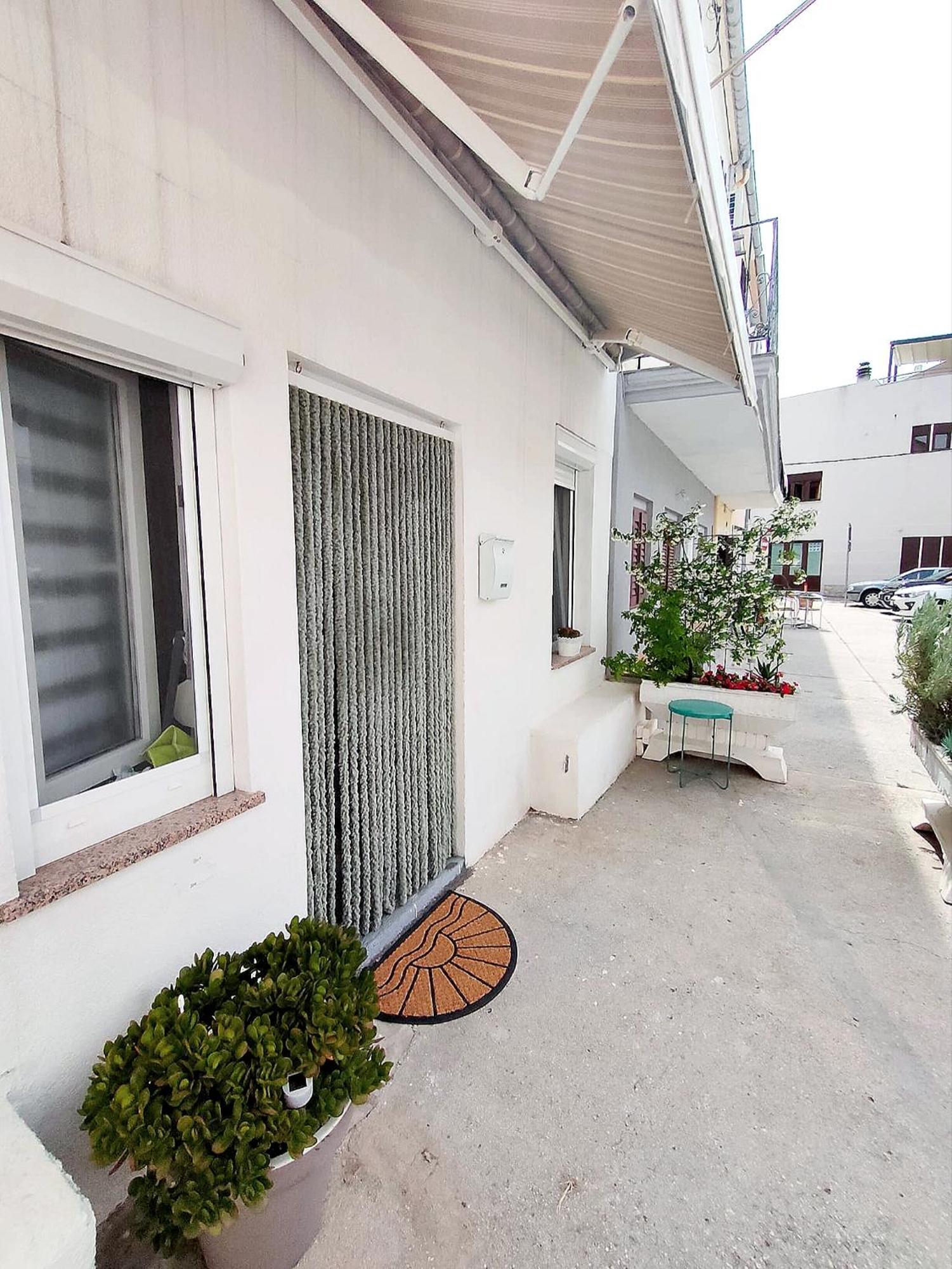 Studio Placa Punat Exterior photo